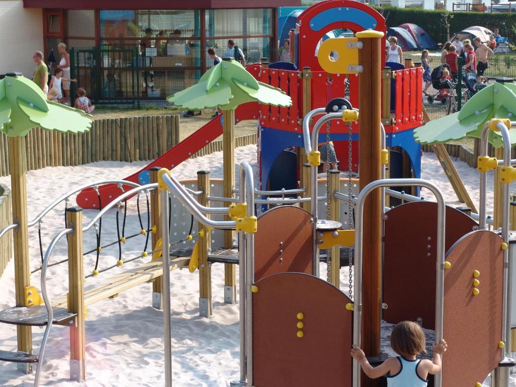 Park Kerlinga Bredene Bagian luar foto